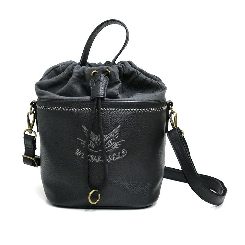Bandolier 巾着ポーチ　レザー Bandolier 巾着ポーチ レザーの通販 by 03os's shop｜ラクマ